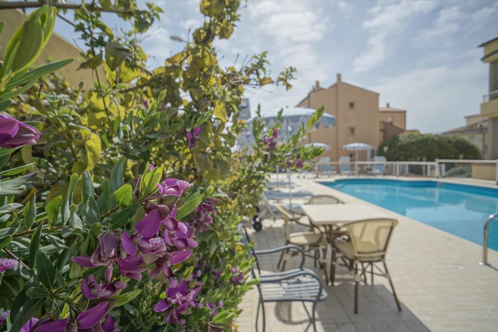 نومانا Hotel Residence Il Conero 2 المظهر الخارجي الصورة
